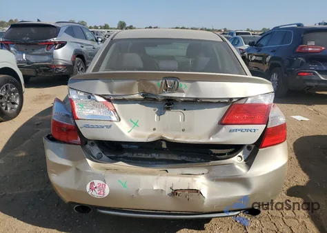 2014 Honda Accord Sport z USA, uszkodzony, nr VIN 1HGCR2F50EA116819